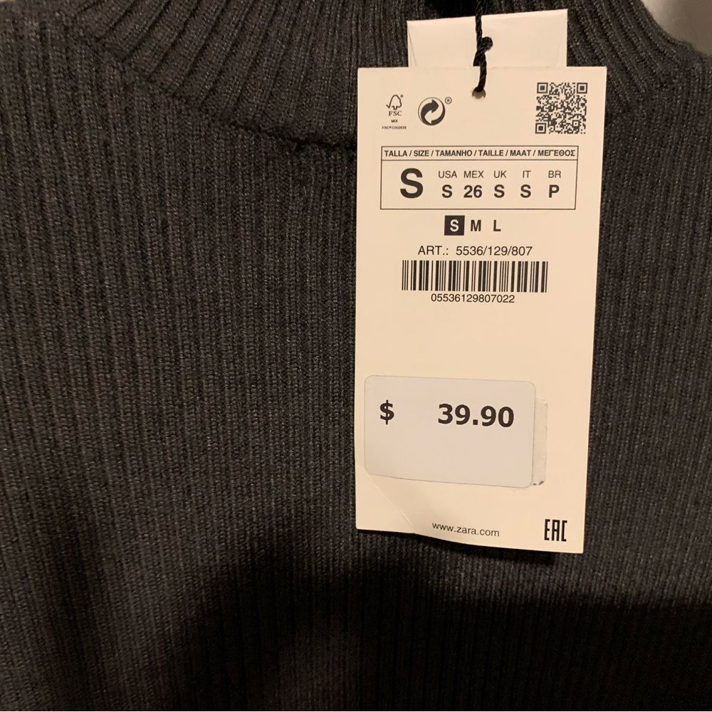 Grey buttoned top - Picture 3 of 3